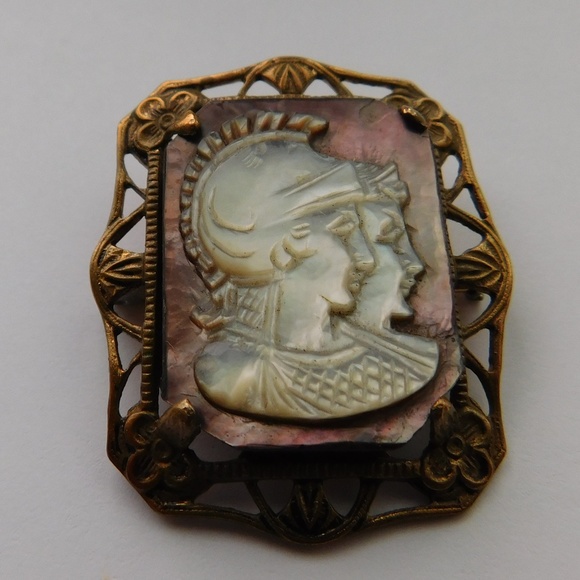 Vintage Jewelry - Antique Abalone Knights Cameo Gold Filled Brooch